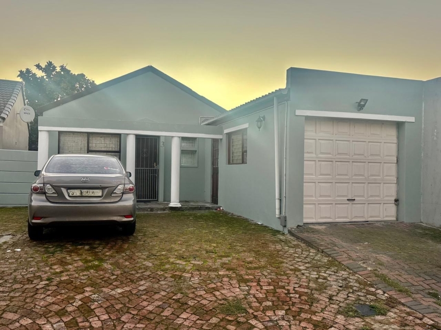 3 Bedroom Property for Sale in Highbury Western Cape